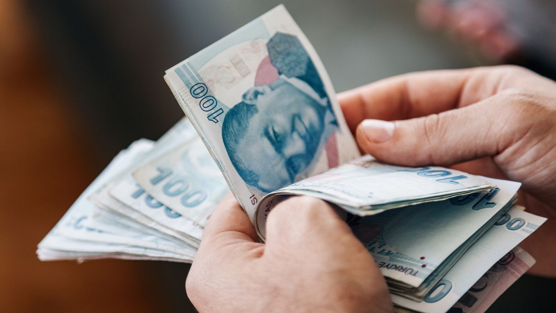 Ankara'da Mecbur Kaldınız, Kredi Çekeceksiniz: Banka Dışı 7 Acil Nakit Çözümü (2026)