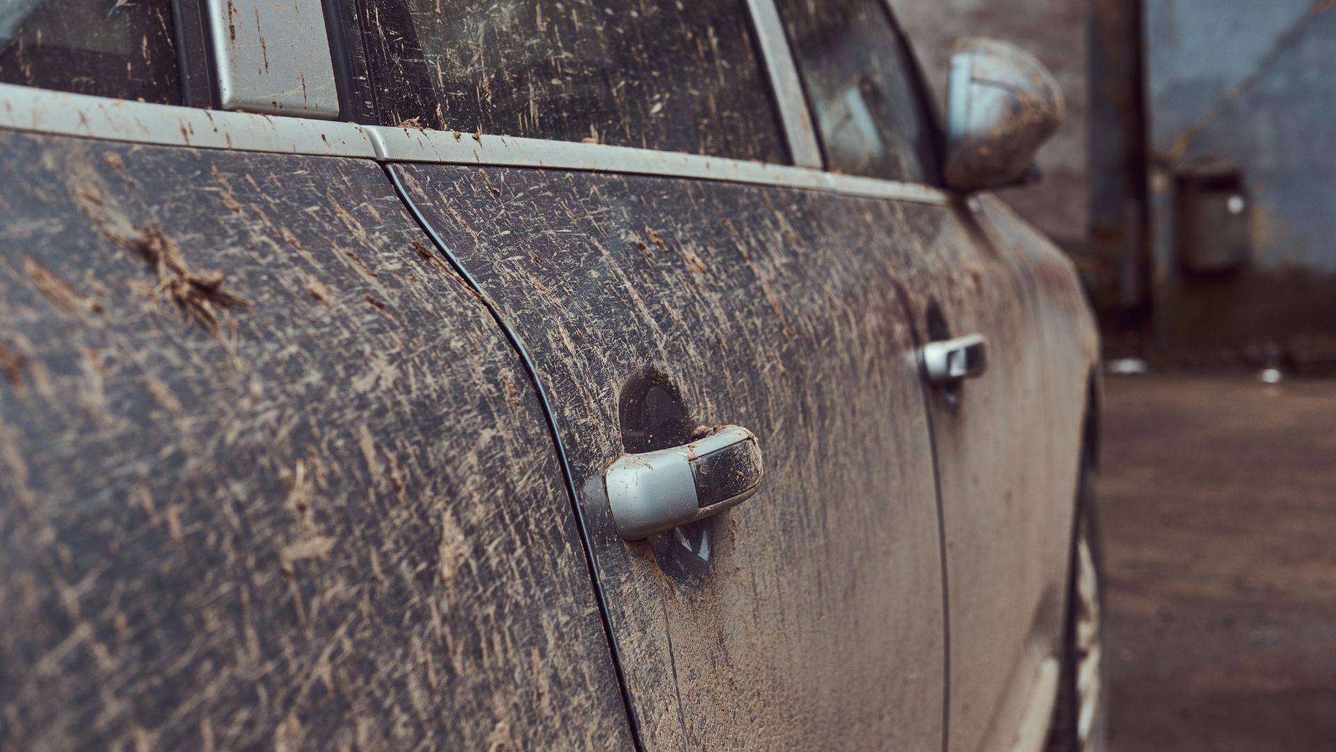 Ankara'da Hacizli ve Çalıntı Araç Operasyonu: 6 İş Yerine Eş Zamanlı Baskın