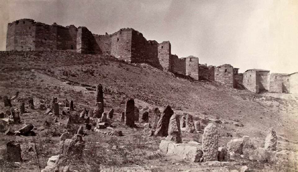 🏰 Ankara Kalesi: Zaman Yavaşken Başkent Böyleydi