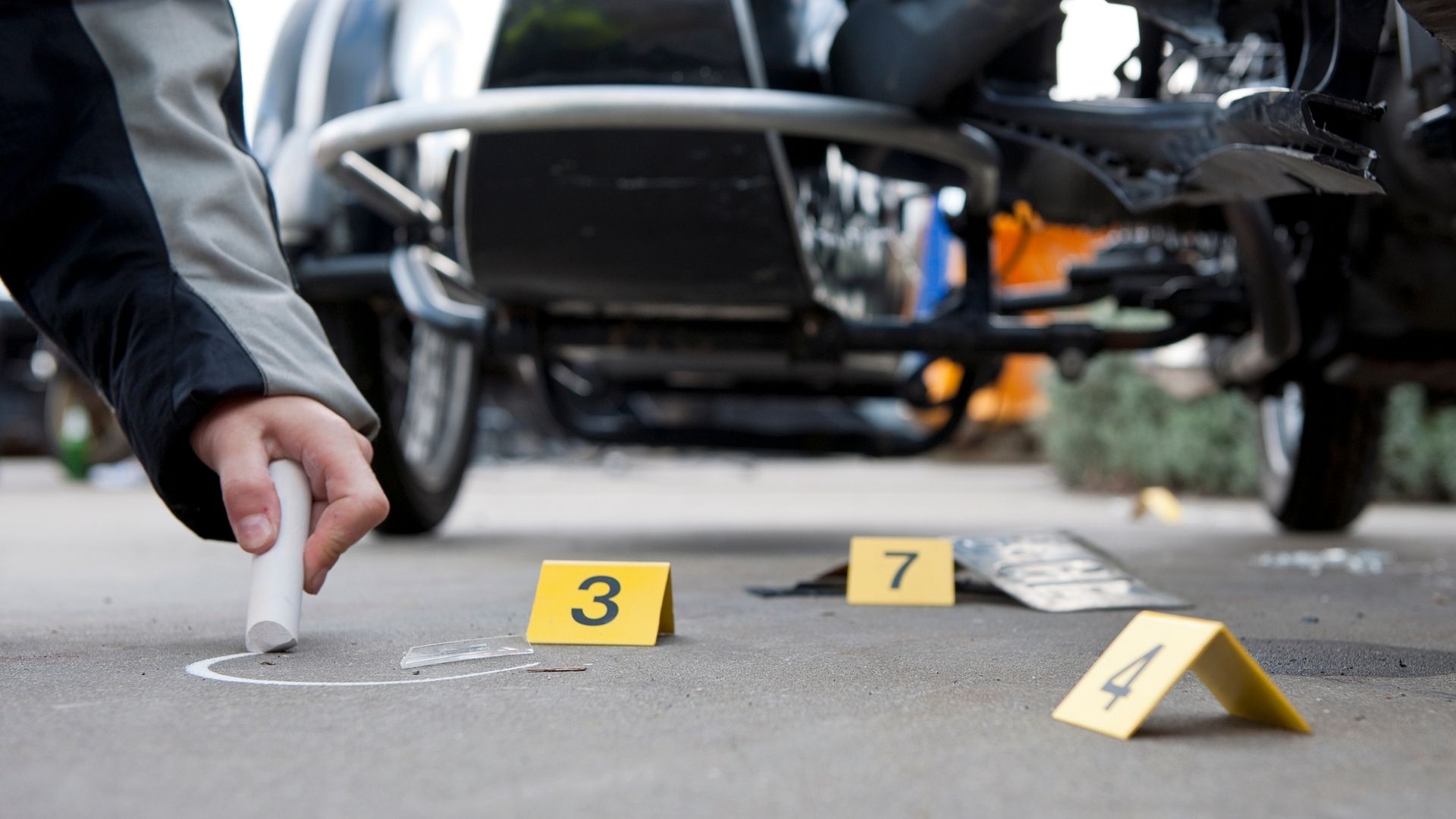 Ankara'da feci motosiklet kazası: Bariyere çarpıp yola savruldu, üzerinden otobüs geçti