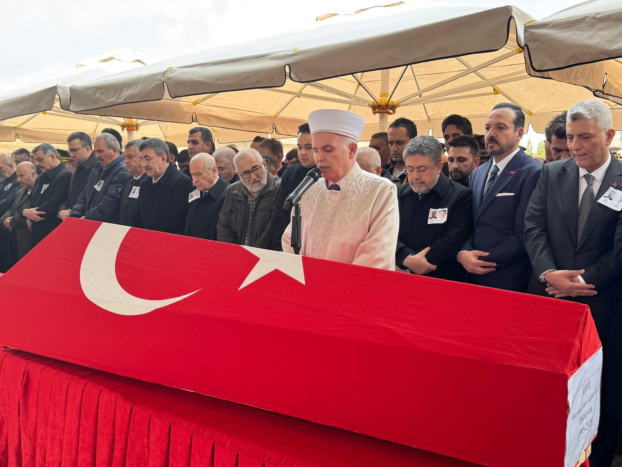 Başkent Şehitlerini Kalbine Gömdü: ASELSAN’ın Yiğit Evlatları Dualarla Uğurlandı