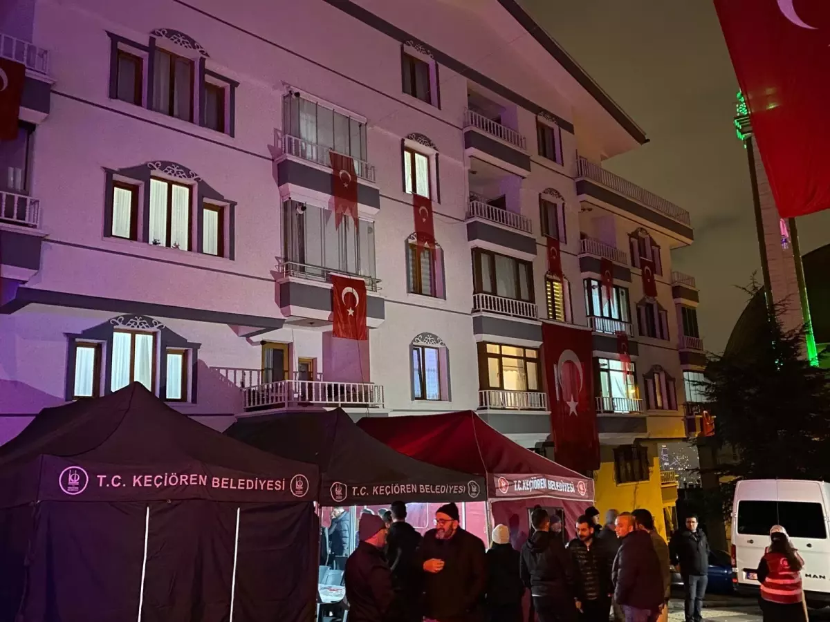 Ankara Yasta, Sancaktepe’de Türk Bayrakları: Katar’da Şehit Düşen ASELSAN Teknisyeni Can’ın Baba Ocağına Acı Haber Ulaştı!