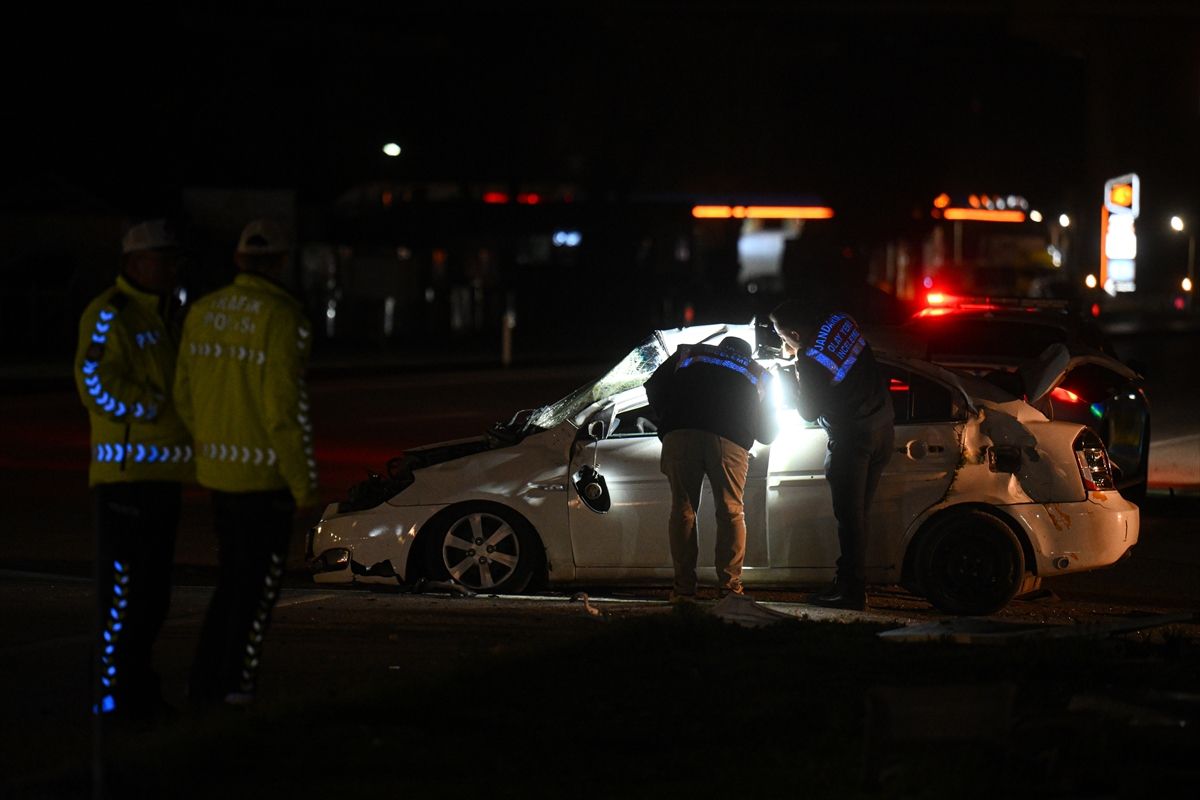 Mamak’ta Takla Atan Otomobil Dehşet Saçtı: Tırından İnen Sürücüyü Hayattan Kopardı!