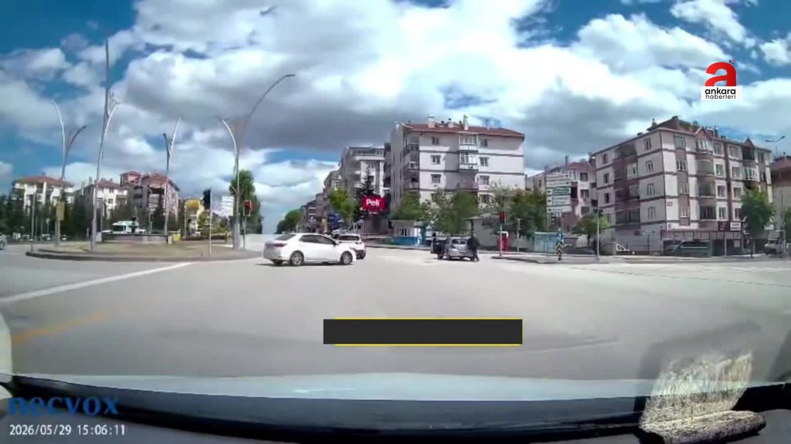 Ankara’da Yol Verme Kavgası Zincirleme Kazayla Bitti: Öfkesinden Kaçarken Katliama Davetiye Çıkardı!