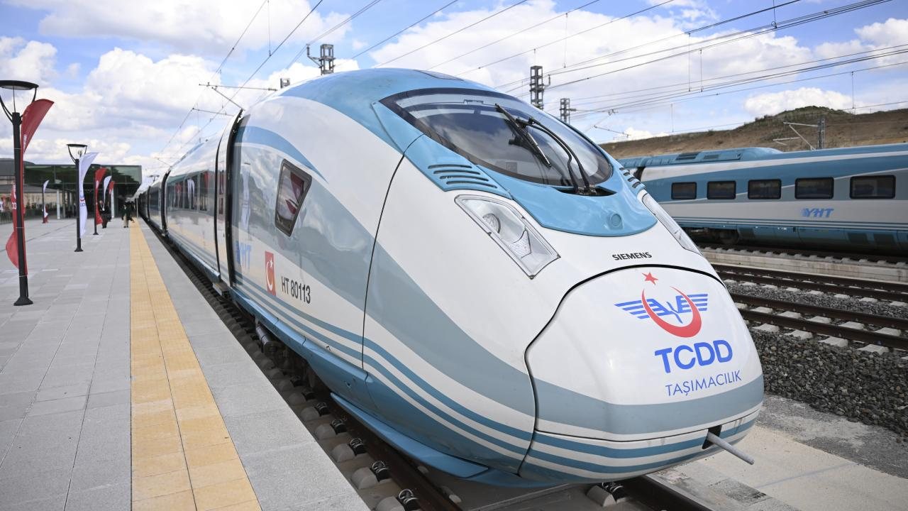 YHT Bilet Fiyatları Zamlandı: Ankara-İstanbul Ne Kadar?